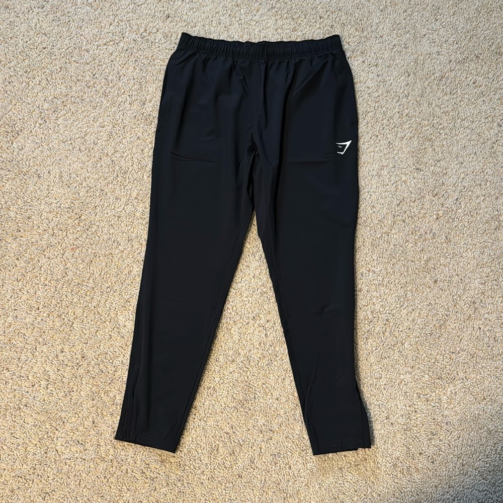 Black Gymshark joggers